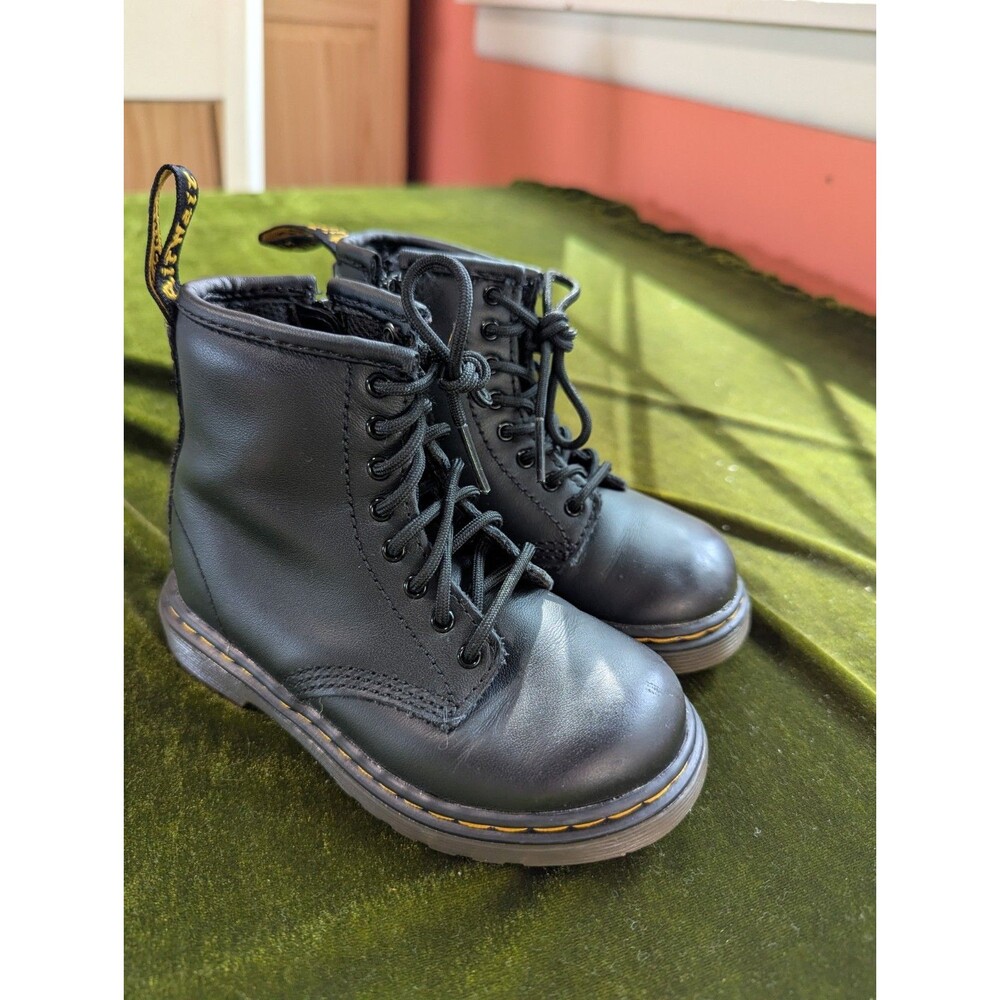 Dr. Martens Youth 153573 Black Leather Boots Size 8 US / 7 UK – Bouncing...